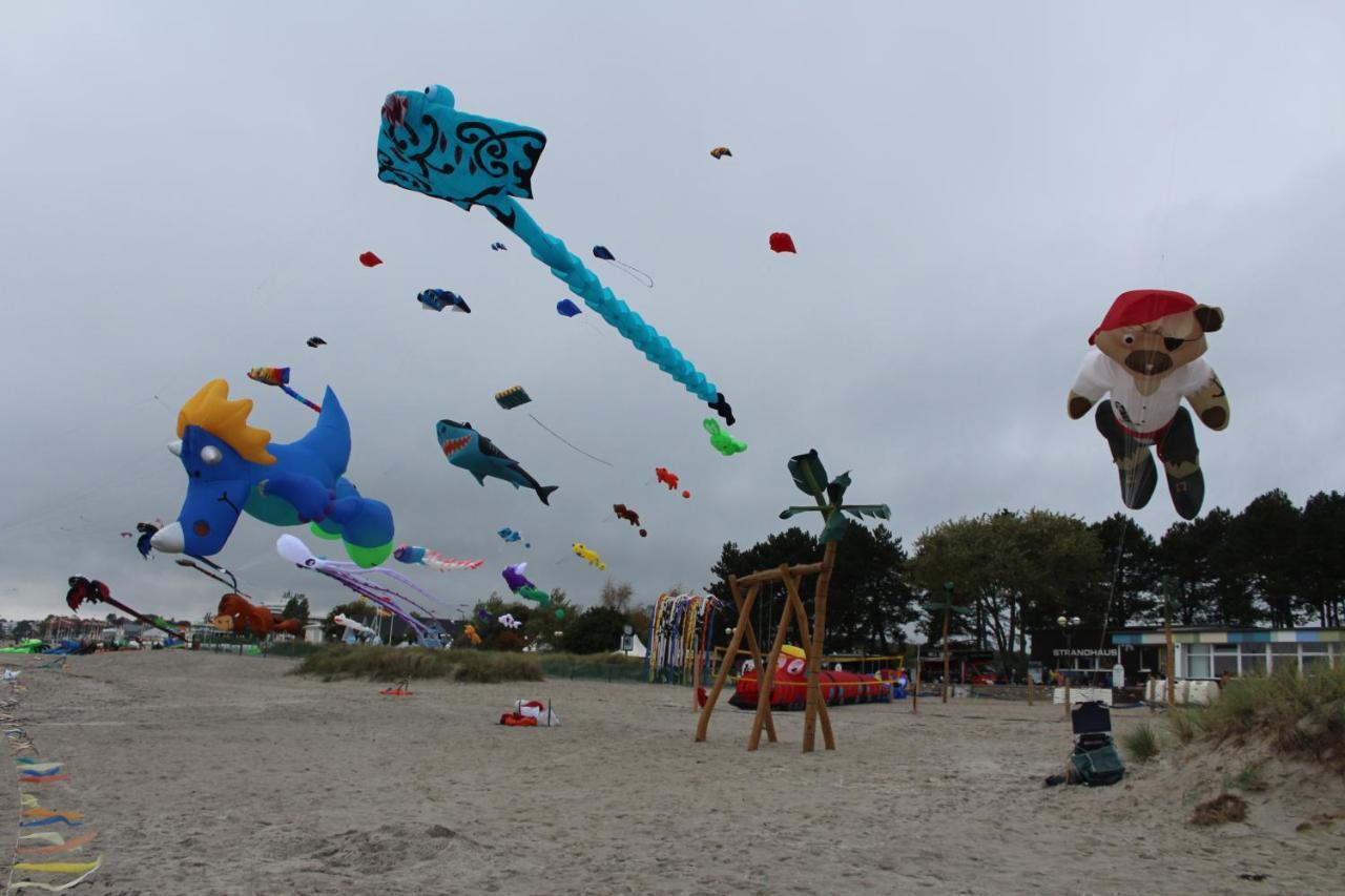 Ferienwohnungen Im Haus Strandburg Grömitz Extérieur photo